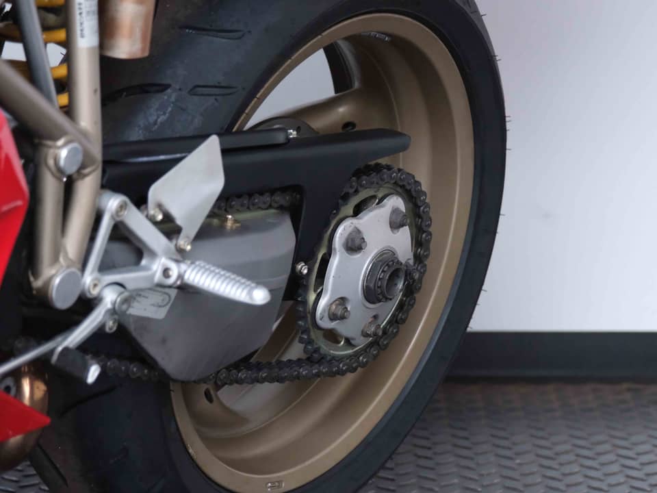 Bild 37/93 von Ducati 916 Strada (1994)