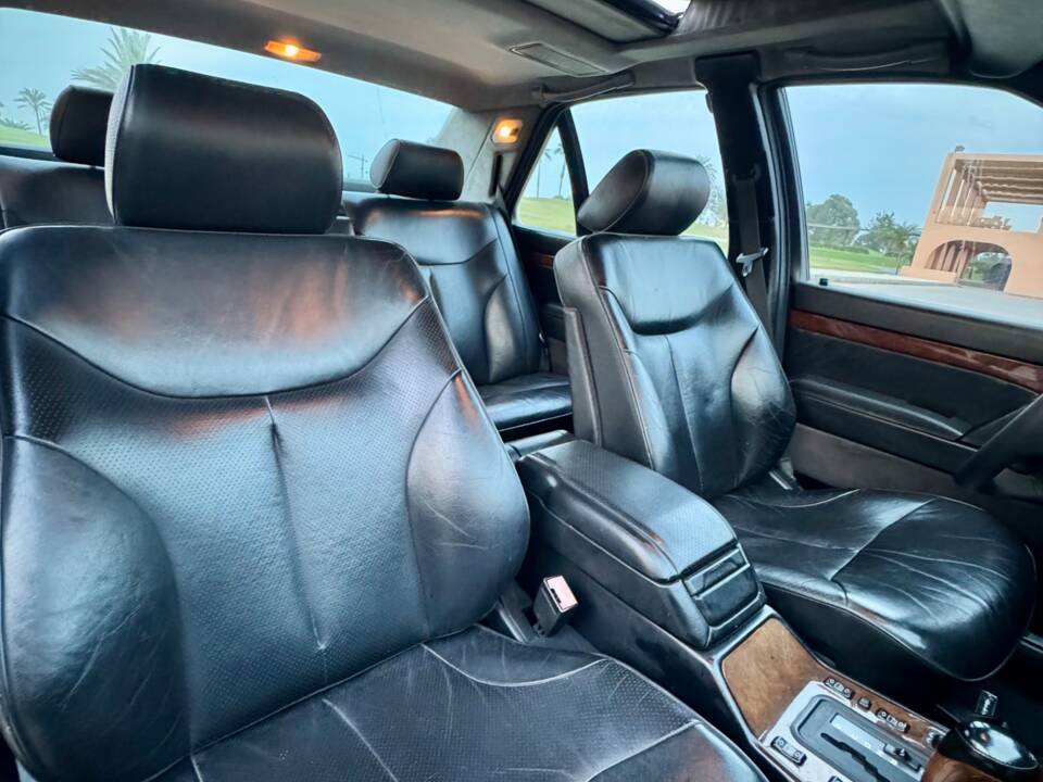 Bild 21/37 von Mercedes-Benz S 320 (1994)