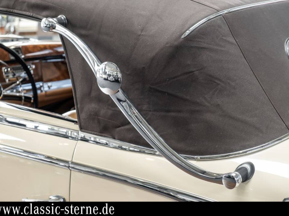 Bild 14/15 von Mercedes-Benz 300 Sc Cabriolet A (1957)