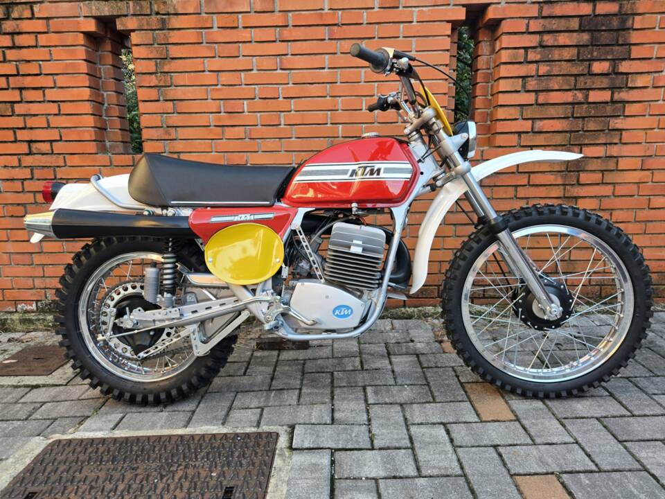 Image 17/22 of KTM 250 MC/GS (1974)