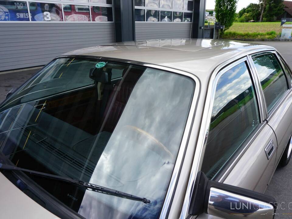 Image 20/61 de Jaguar Sovereign 3.6 (1987)