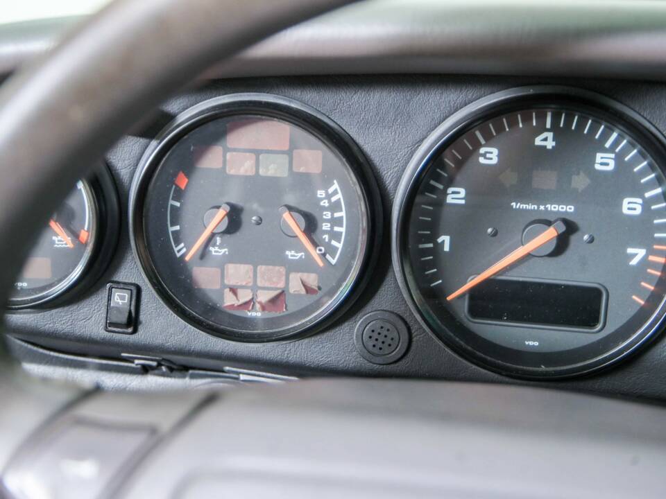Bild 18/50 von Porsche 911 Carrera 2 (1991)