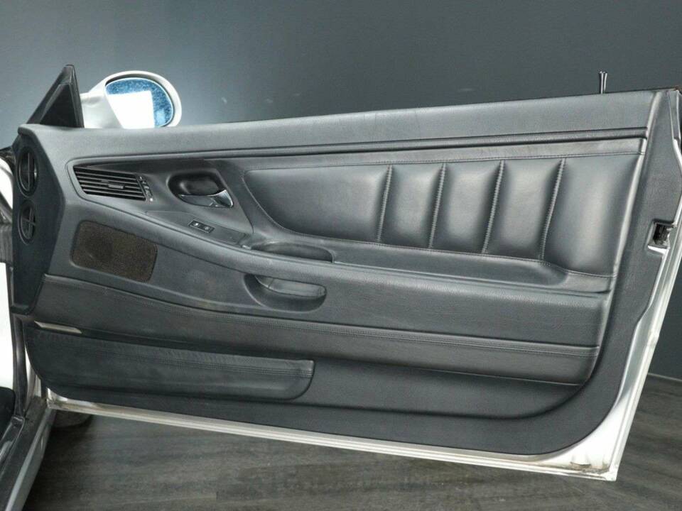 Bild 23/30 von BMW 850CSi (1993)
