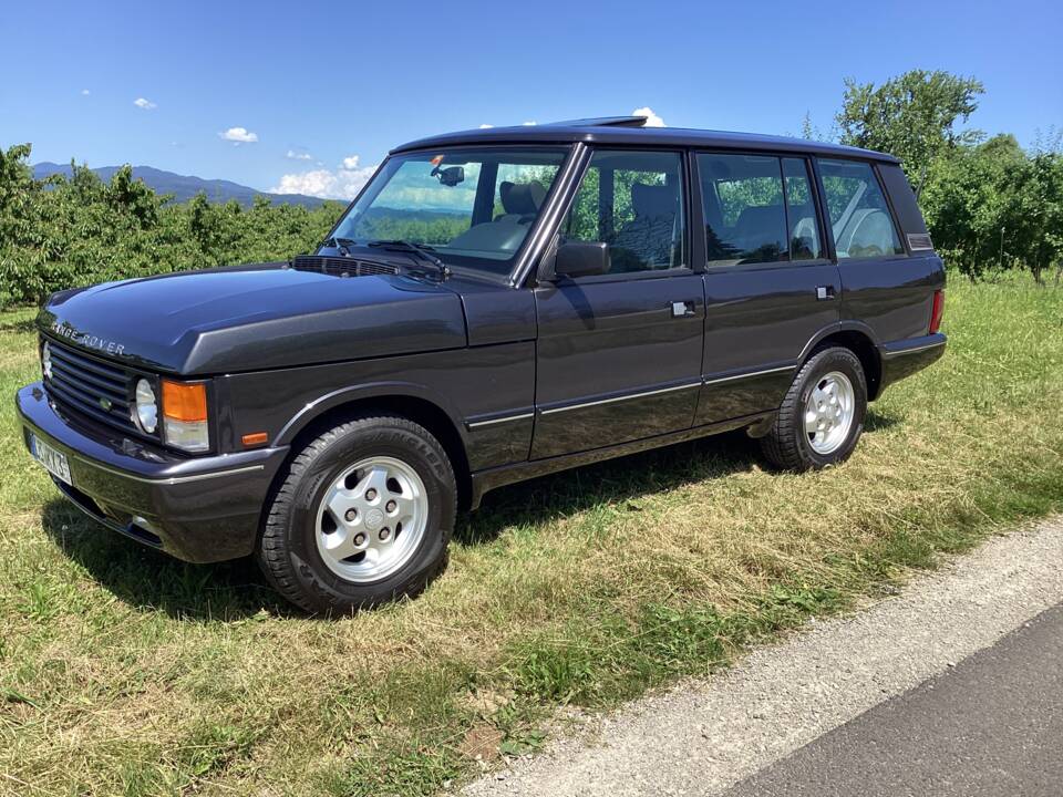 Image 1/53 of Land Rover Range Rover 4.2 LSE (1994)