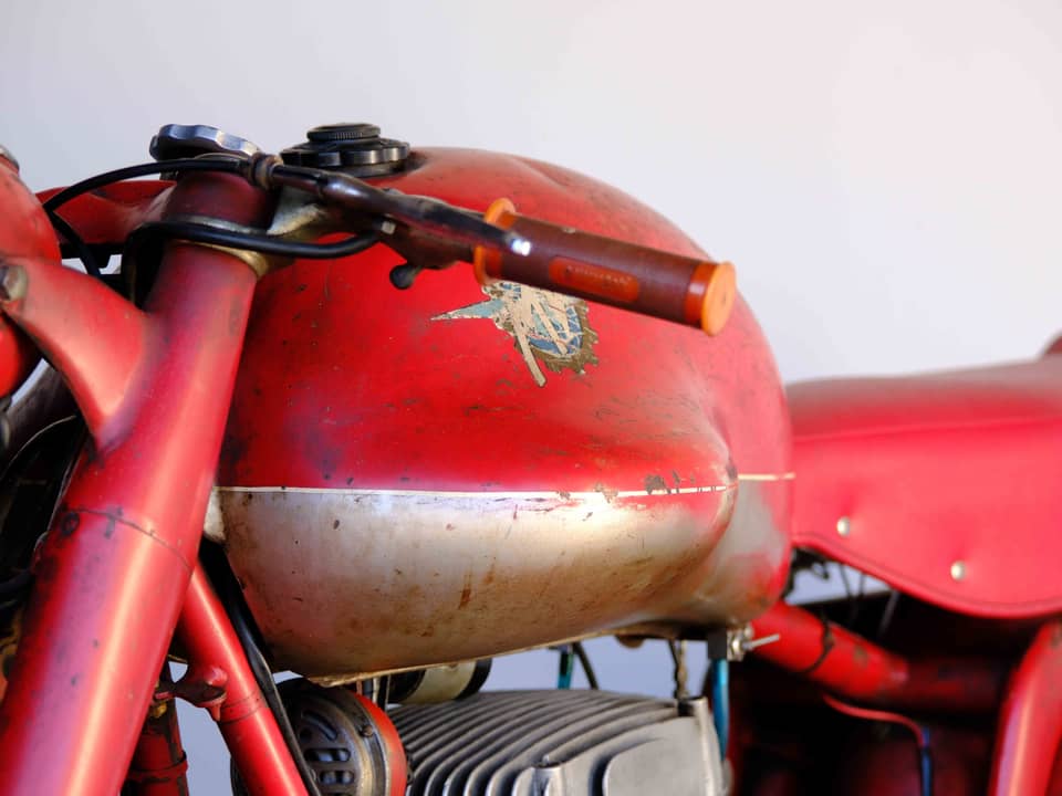 Image 31/83 of MV Agusta 175 CS Sport Disco Volante (1955)