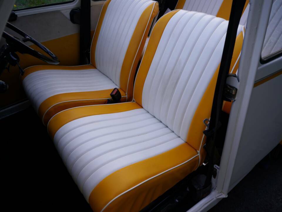 Bild 13/17 von Citroën 2 CV 6 (1985)