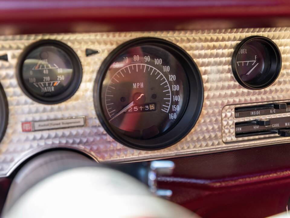 Immagine 32/49 di Pontiac Firebird TransAm (1973)