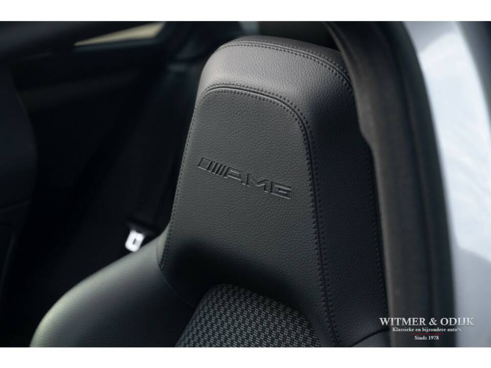 Imagen 30/40 de Mercedes-Benz C 63 AMG T (2009)