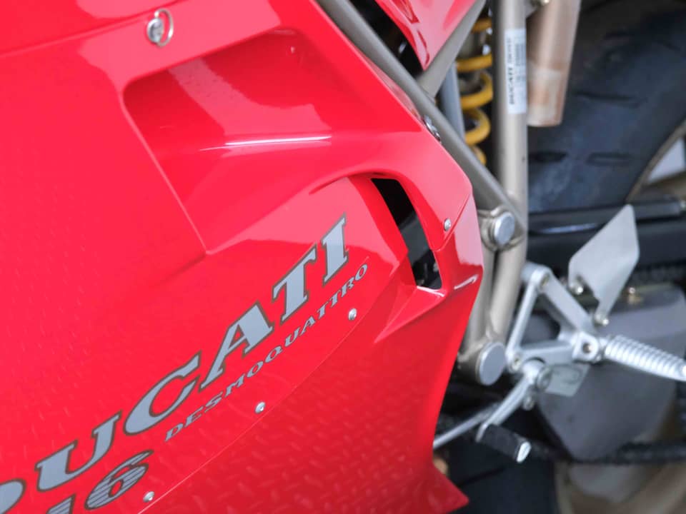 Bild 34/93 von Ducati 916 Strada (1994)