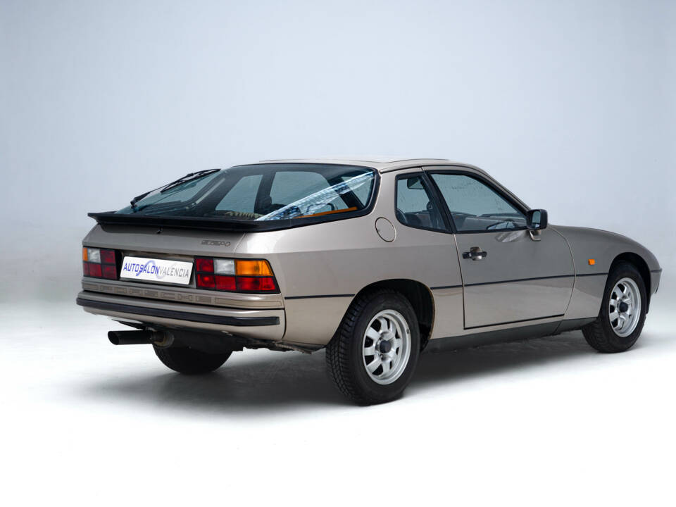 Image 9/44 de Porsche 924 (1983)