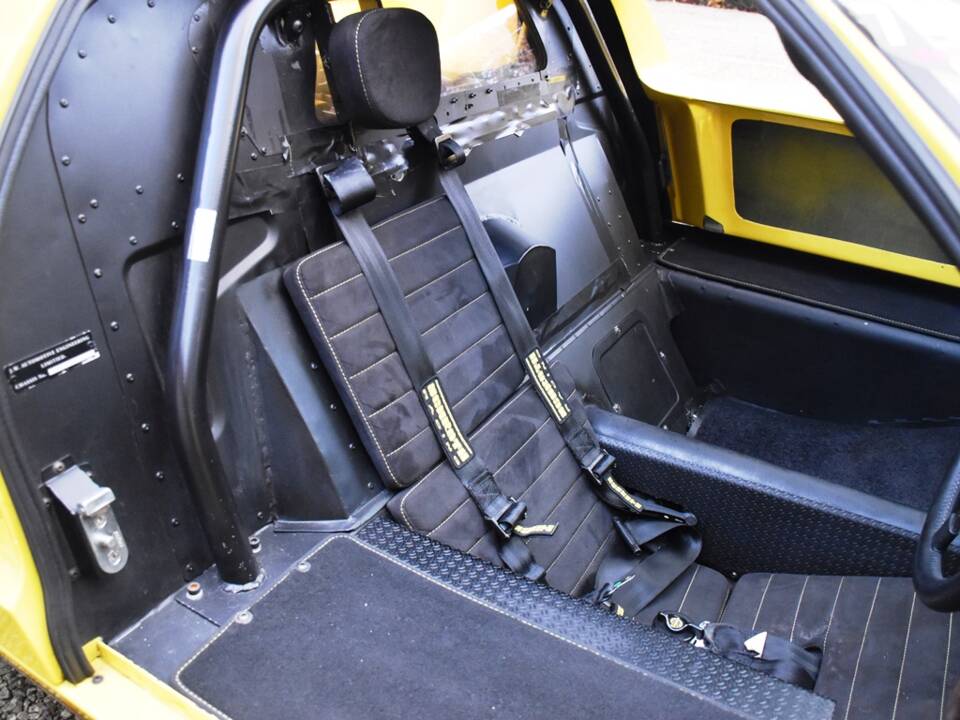 Image 20/31 of Ford GT40 (1965)