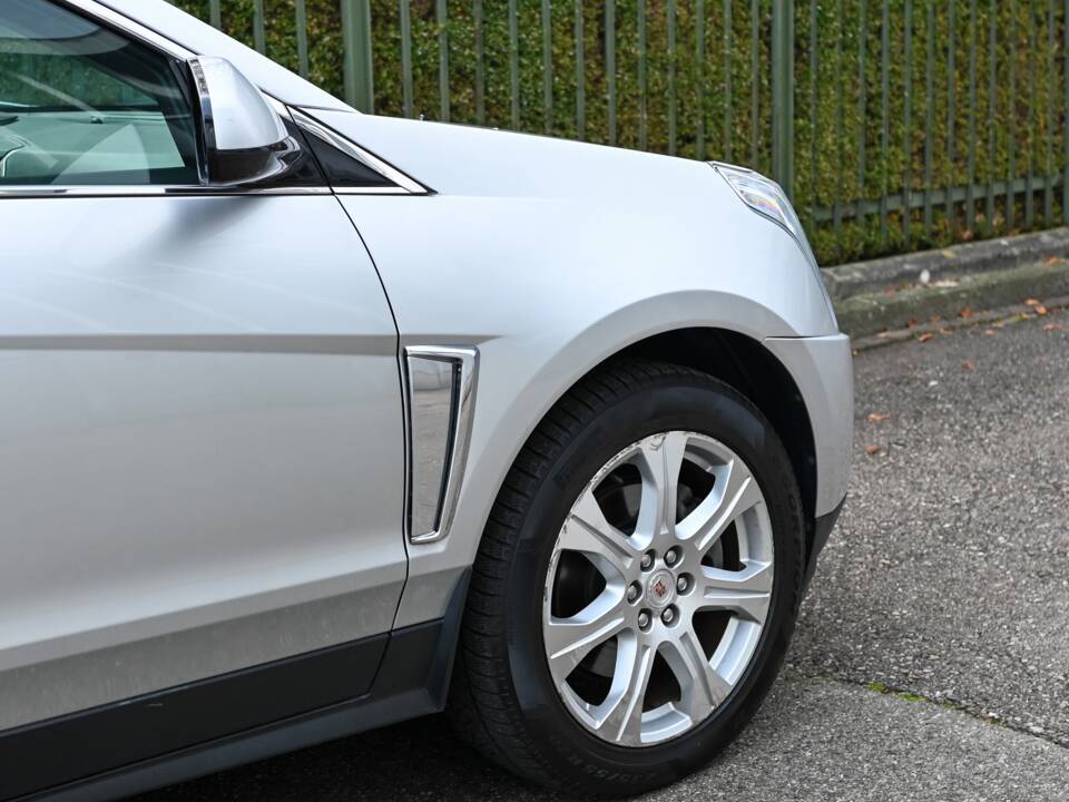 Immagine 9/21 di Cadillac SRX 3.6 V6 (2013)