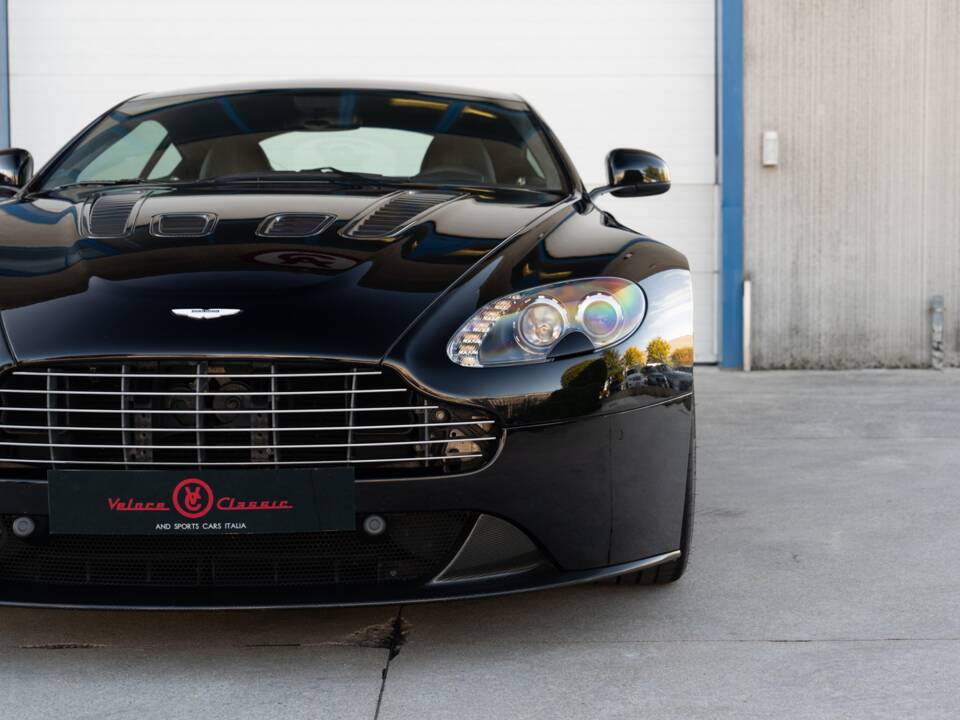 Image 6/83 de Aston Martin V12 Vantage (2009)