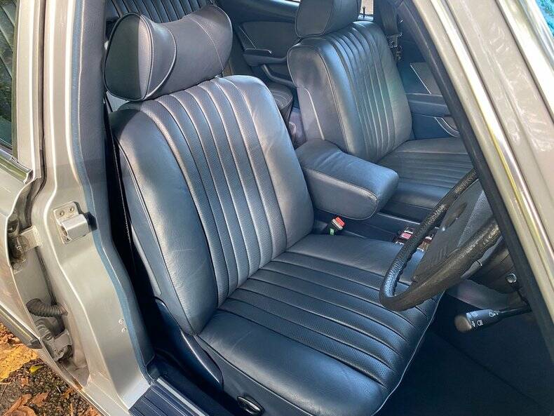 Image 32/50 of Mercedes-Benz 450 SEL 6,9 (1978)