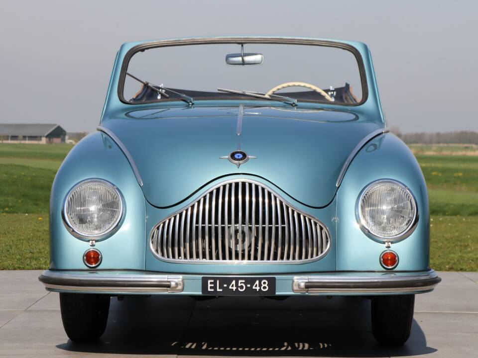 Image 41/50 of Dyna-Veritas Cabriolet (1952)