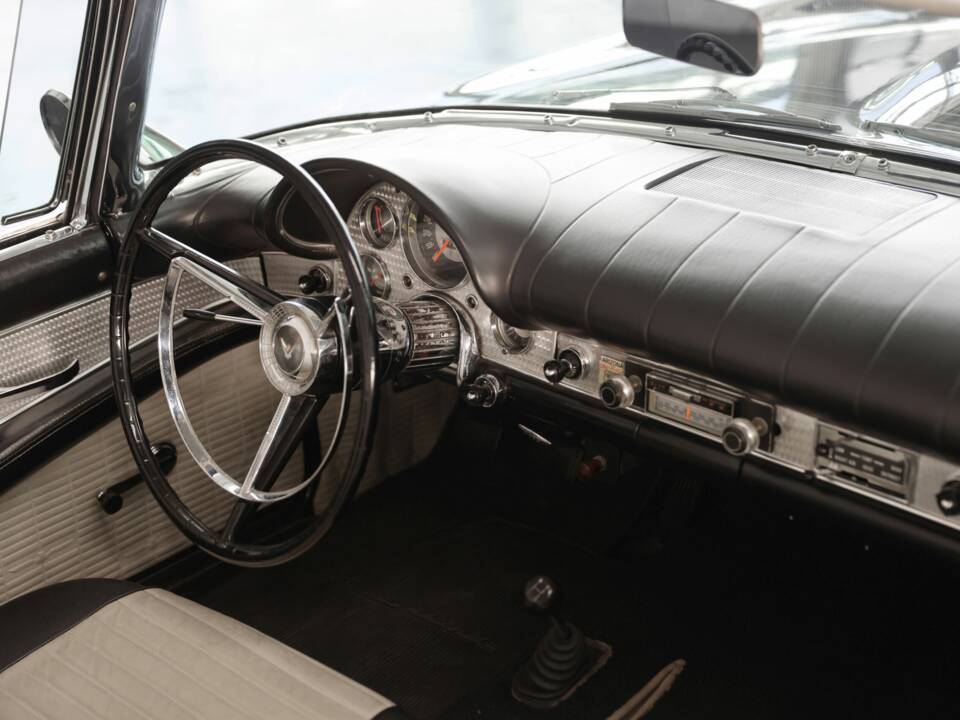 Immagine 48/50 di Ford Thunderbird (1957)