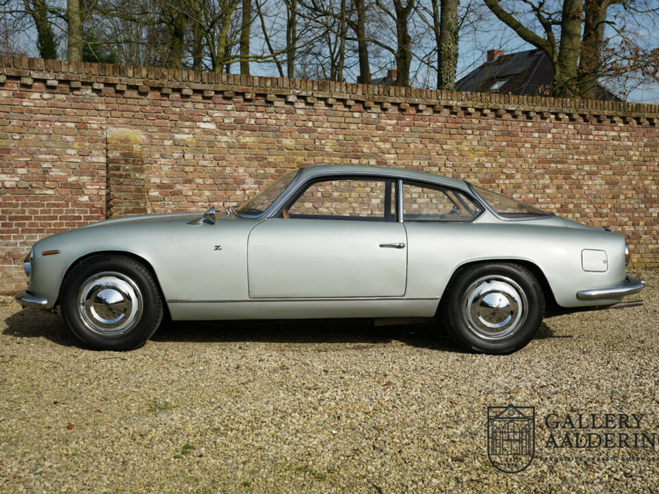 Bild 17/50 von Lancia Flaminia GT 2.8 3C Touring (1968)