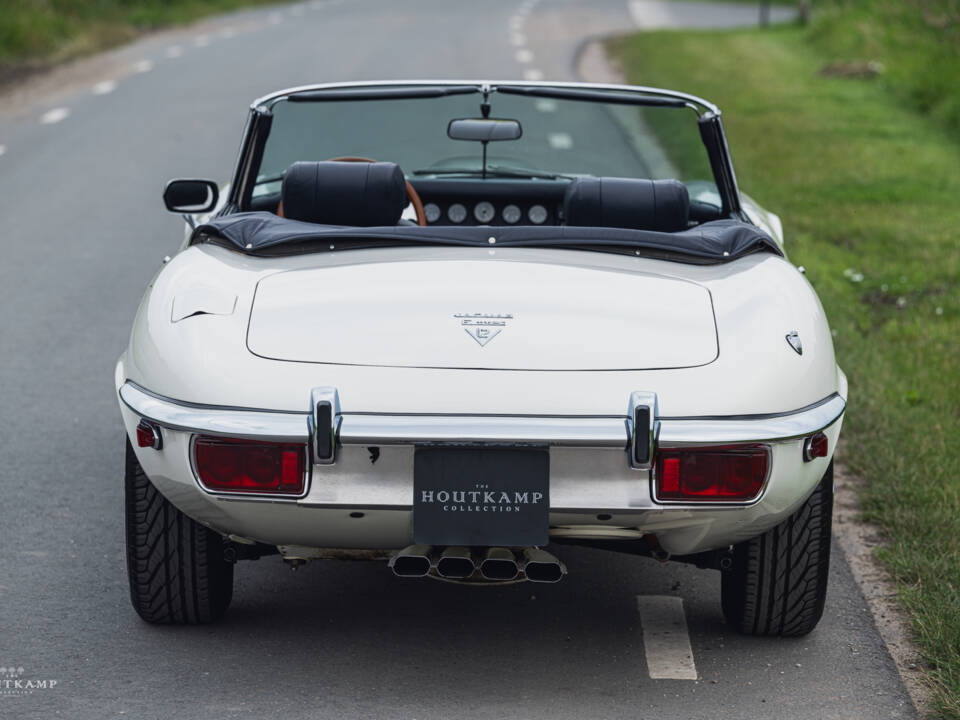 Image 6/20 de Jaguar Type E V12 (1972)