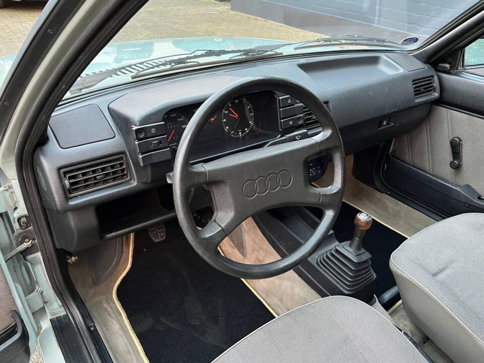 Image 16/29 de Audi 80 Diesel (1985)