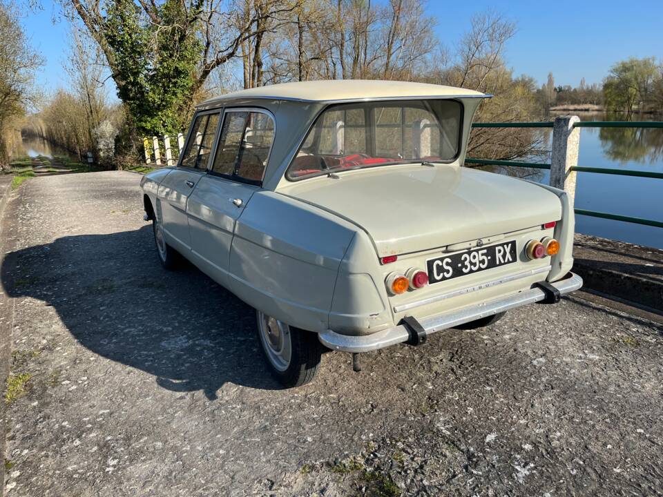 Bild 62/70 von Citroën Ami 6 Berline (1964)
