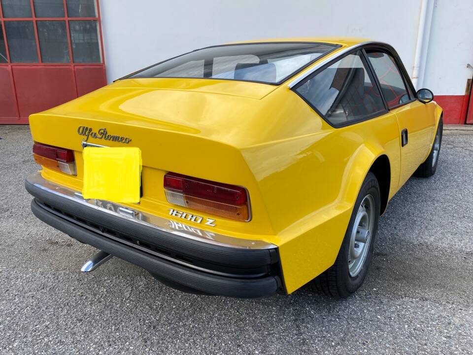 Image 6/18 of Alfa Romeo Junior Zagato GT 1600 (1973)