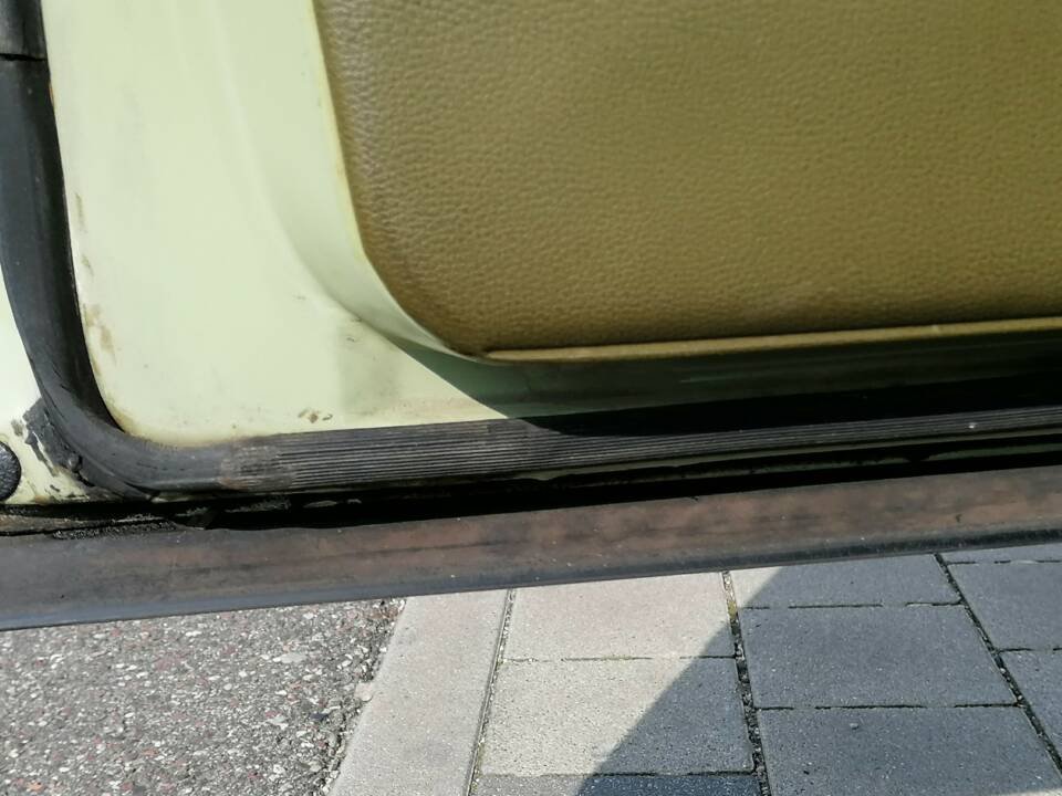 Immagine 44/55 di Mercedes-Benz 300 TD (1979)