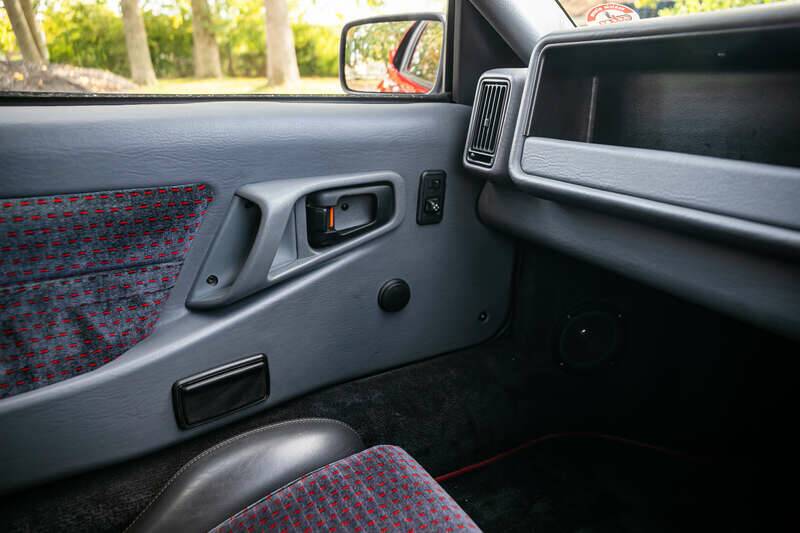 Bild 39/50 von Ford RS200 (1990)
