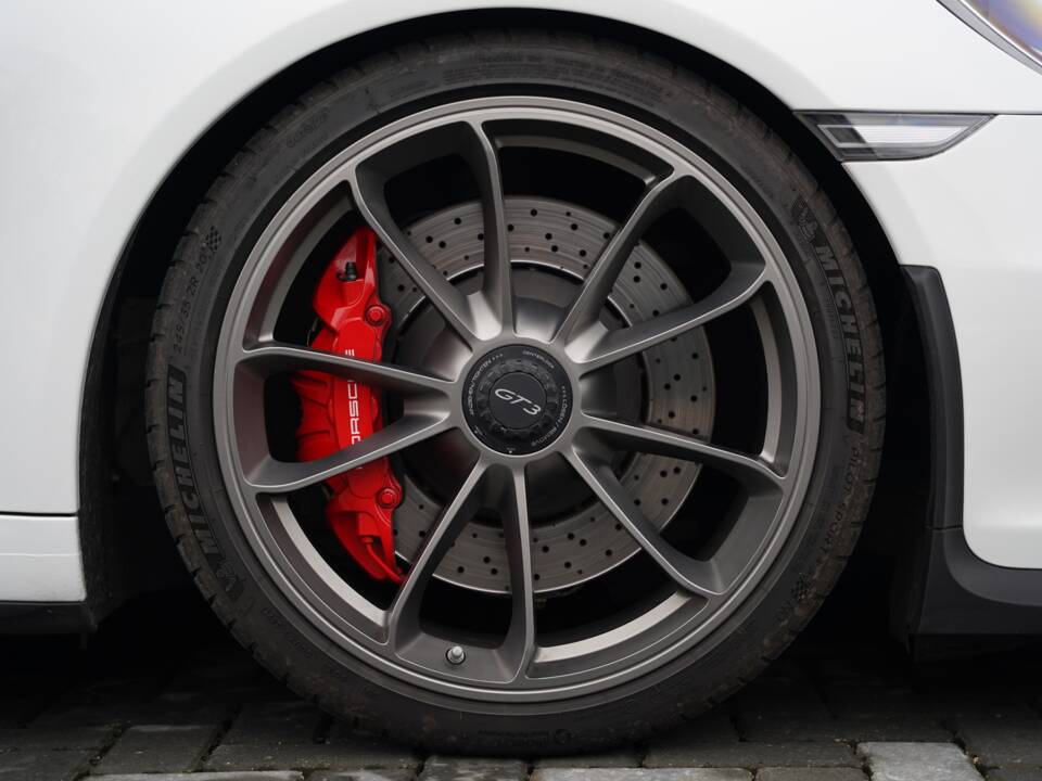 Bild 43/50 von Porsche 911 GT3 (2015)