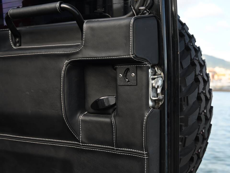 Image 65/70 of Land Rover Defender 90 TD4 (2007)