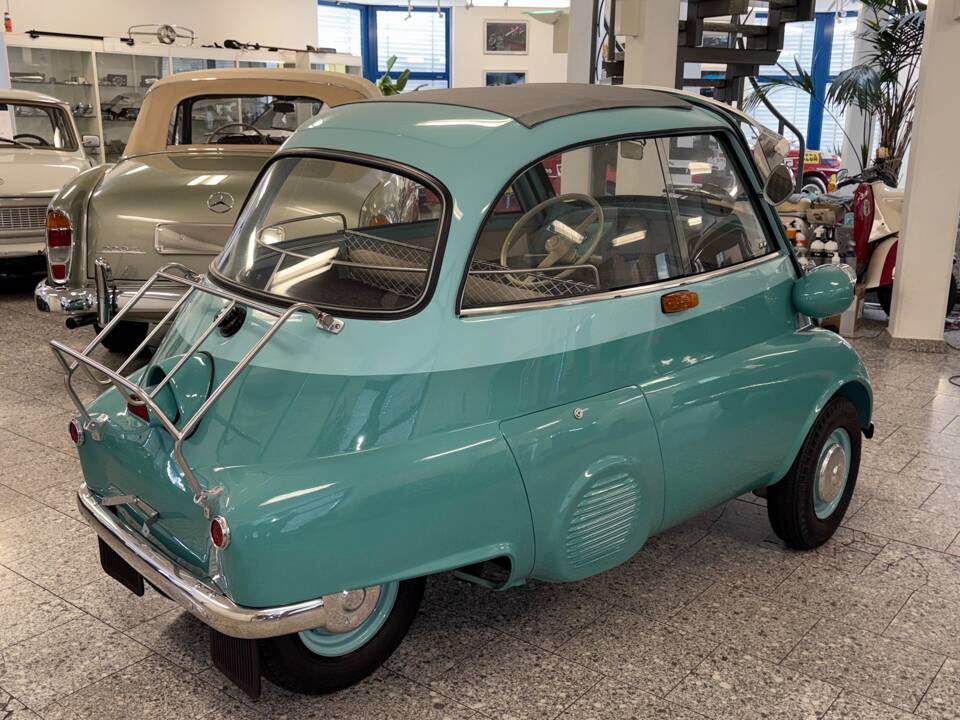 Image 4/13 of BMW Isetta 250 (1959)