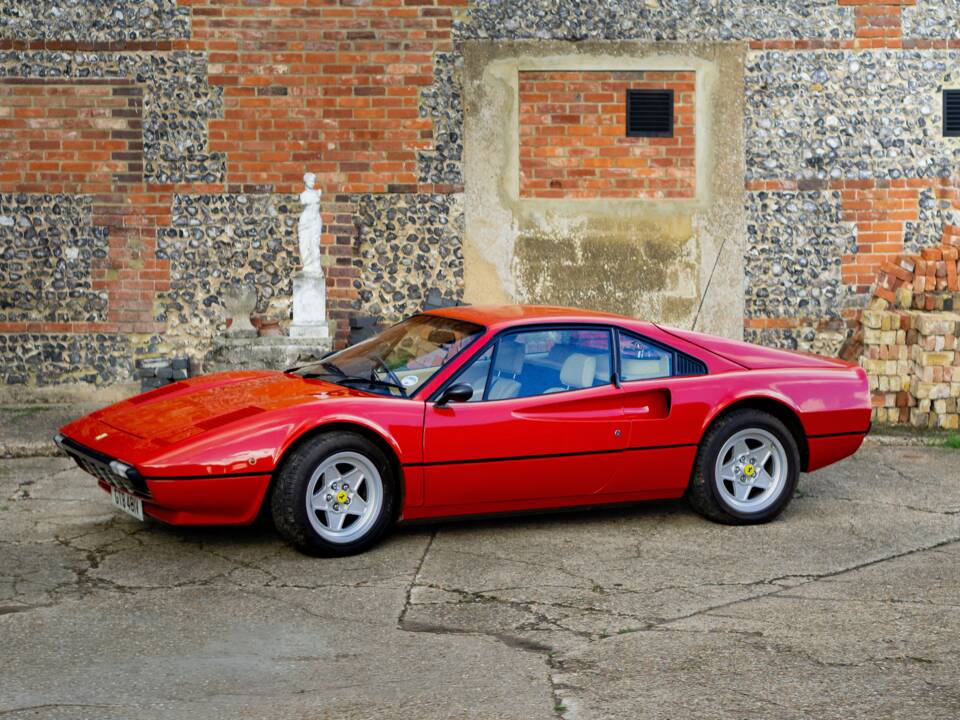 Image 8/29 of Ferrari 308 GTB (1979)
