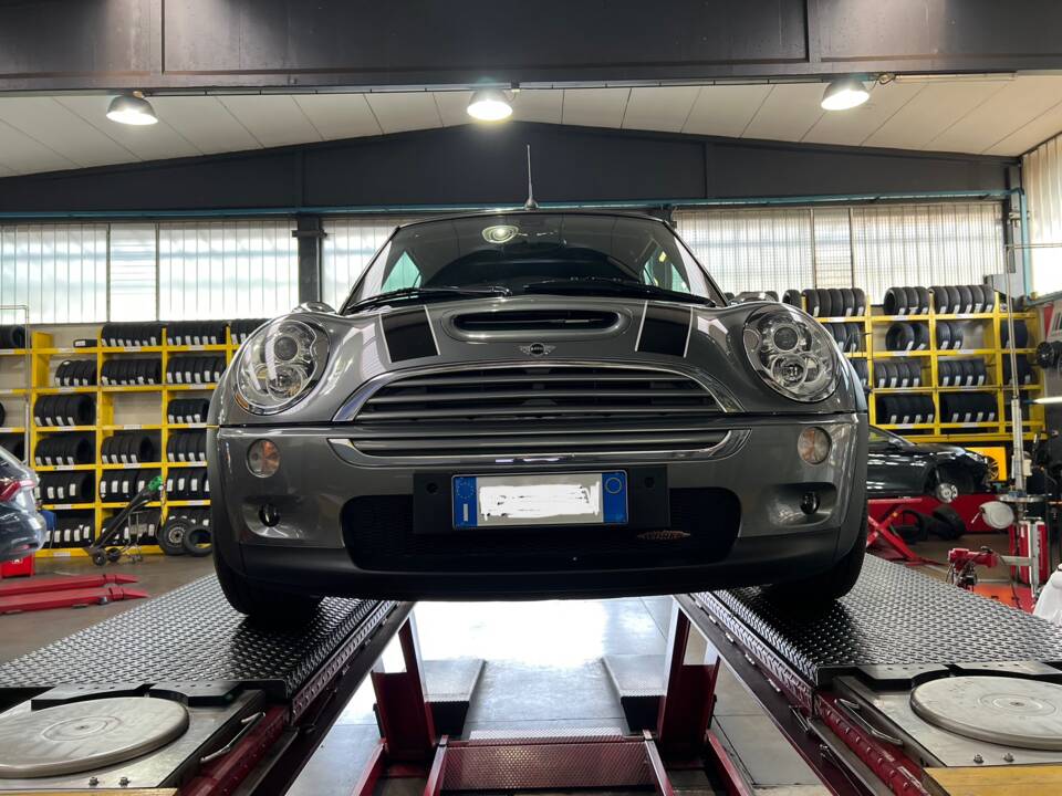 Image 3/40 de Mini Cooper S JCW (2005)