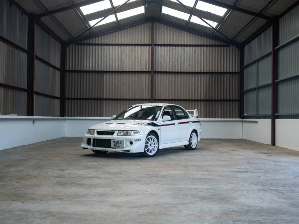 Image 11/50 de Mitsubishi Lancer Evolution VI (2000)