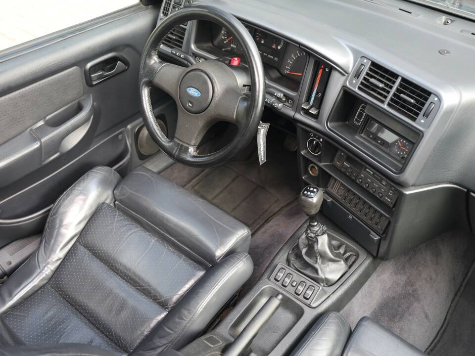 Image 43/50 of Ford Sierra Cosworth 4x4 (1992)