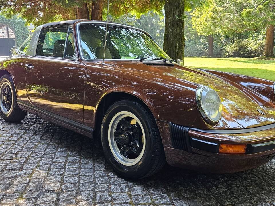Bild 34/44 von Porsche 911 2.7 (1974)