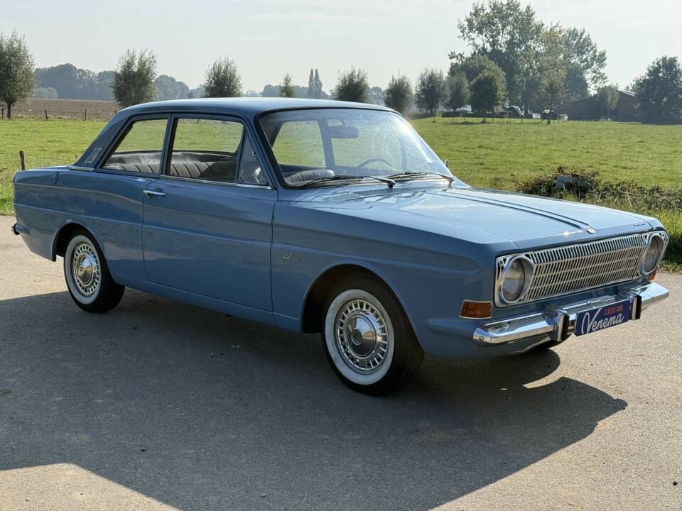 Image 3/6 de Ford Taunus 12m  1300 (1974)