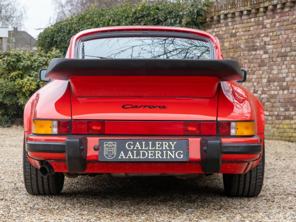 Bild 6/50 von Porsche 911 Carrera 3.2 (1988)