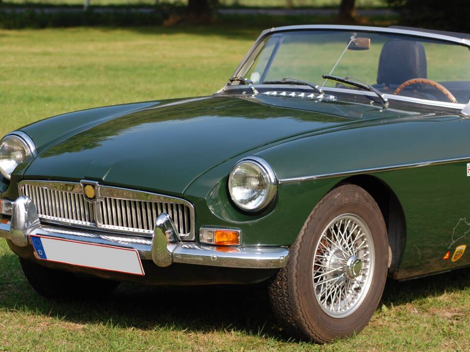 Image 4/27 of MG MGB (1969)