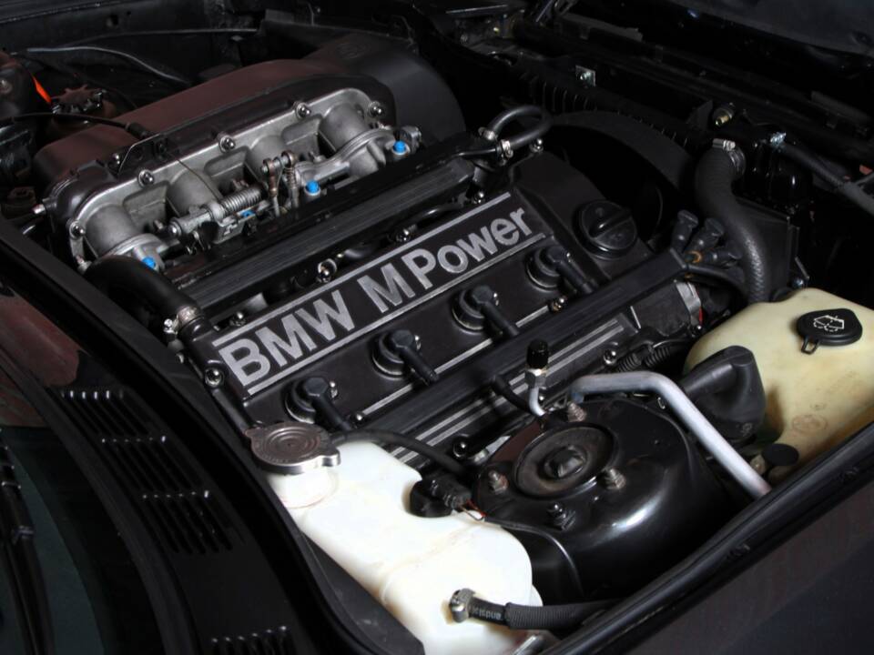 Image 54/65 of BMW M3 (1986)