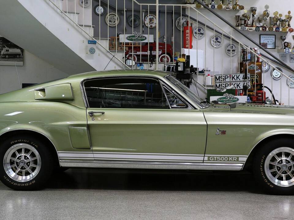Image 6/14 de Ford Shelby GT 500-KR (1968)