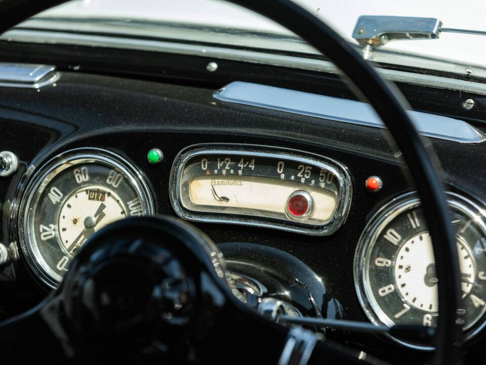Image 39/50 de Lancia Augusta Ghia (1935)