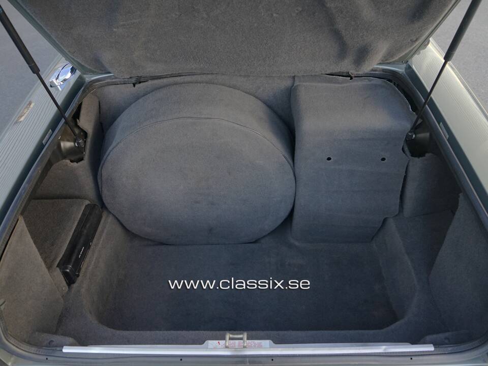 Afbeelding 21/22 van Jaguar XJS 4.0 Celebration (1996)
