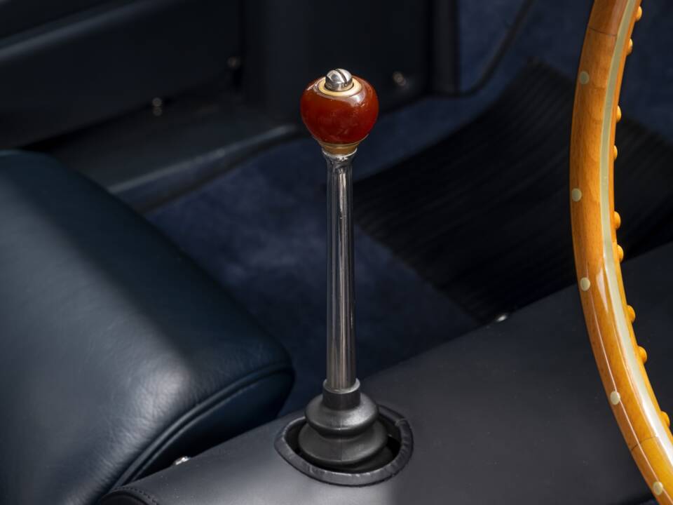 Image 7/61 of Ferrari 225 S (1952)