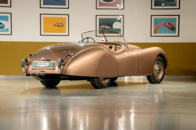 Image 23/50 of Jaguar XK 120 OTS (1952)