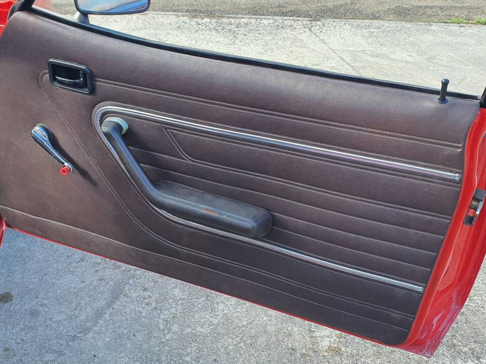 Imagen 33/41 de Ford Capri 1,6 i (1981)