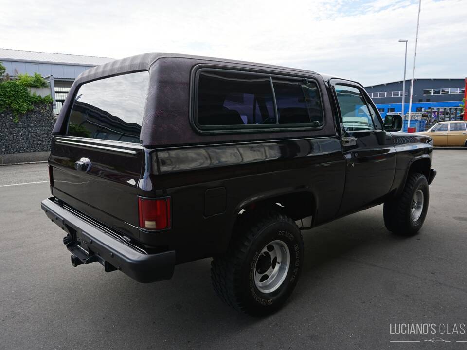 Image 7/54 of Chevrolet Blazer (1986)