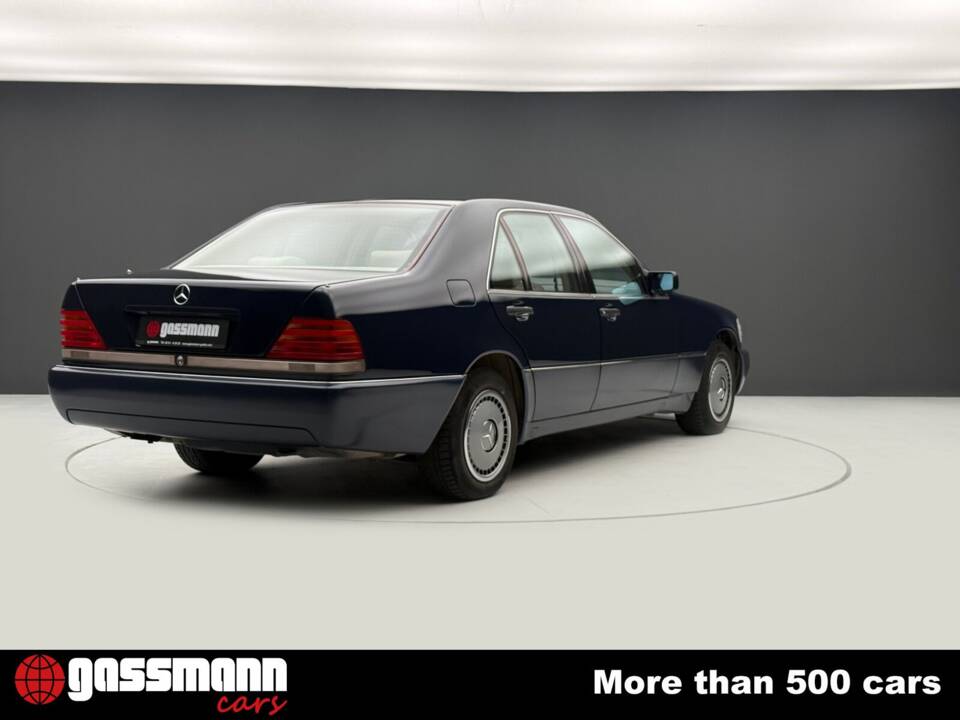 Bild 8/15 von Mercedes-Benz 300 SE (1992)
