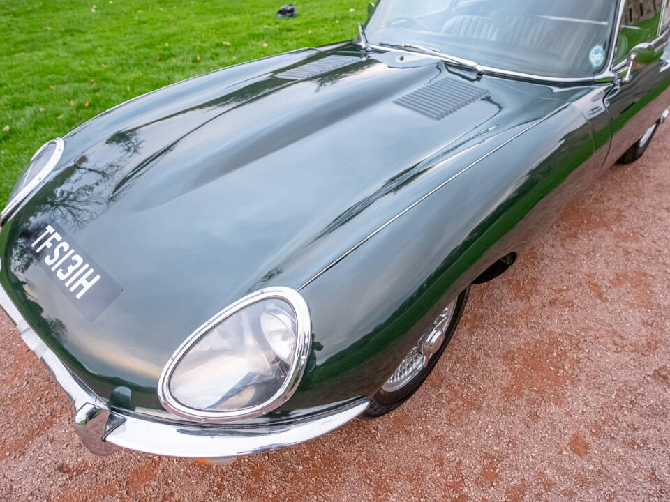 Afbeelding 8/9 van Jaguar E-Type (2+2) (1970)