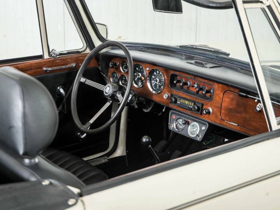 Bild 35/50 von Triumph Vitesse 6 (1970)
