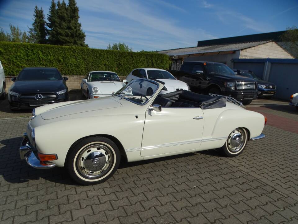 Image 10/26 de Volkswagen Karmann Ghia 1600 (1971)